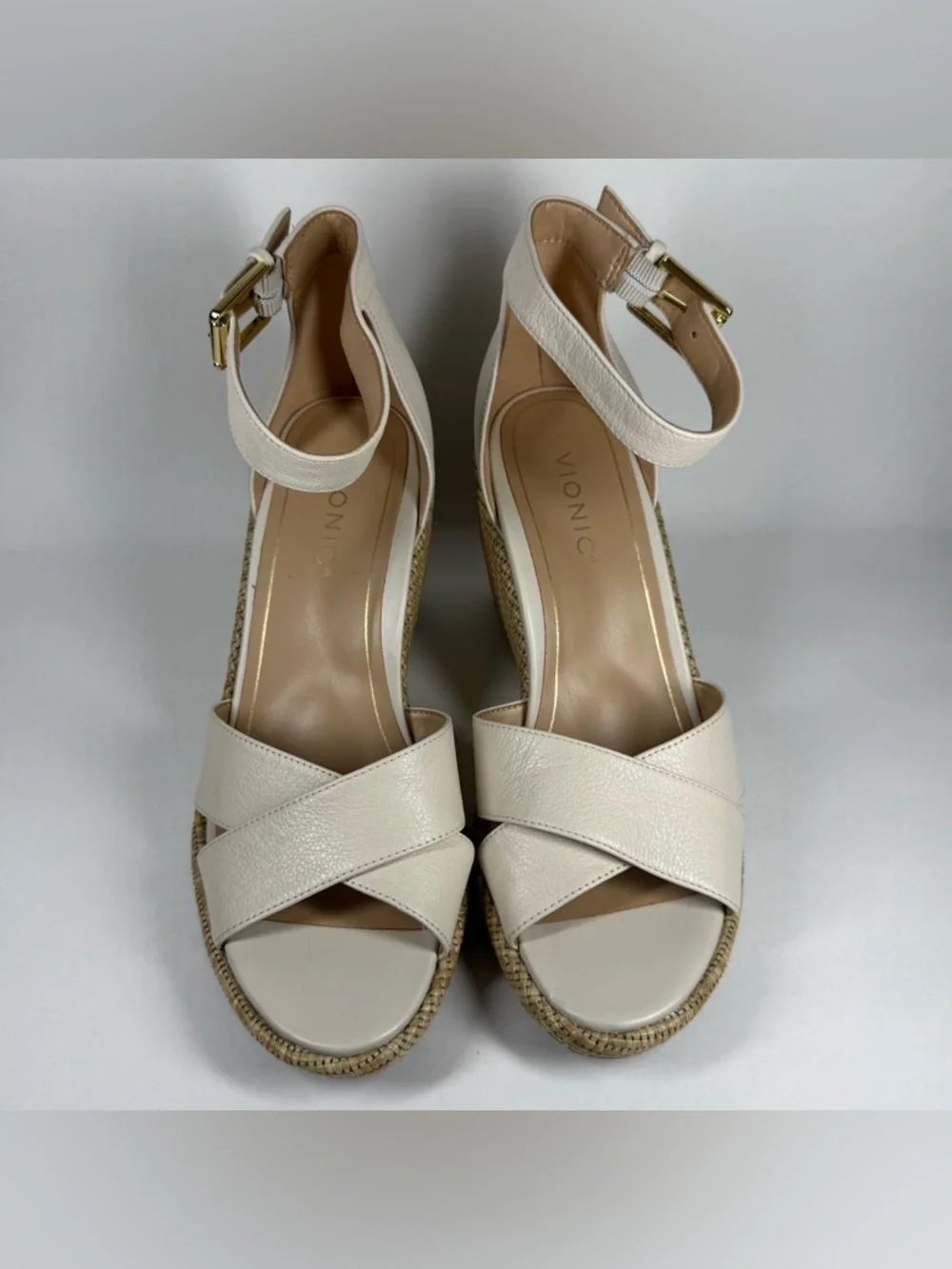 Vionic Women's Size 11 Cream Leather Marina Wedge Sandals